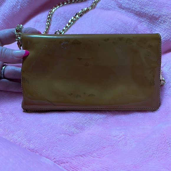 CHANEL WOC Camel Wallet on a Chain RARE Unicorn color - Picture 16 of 17